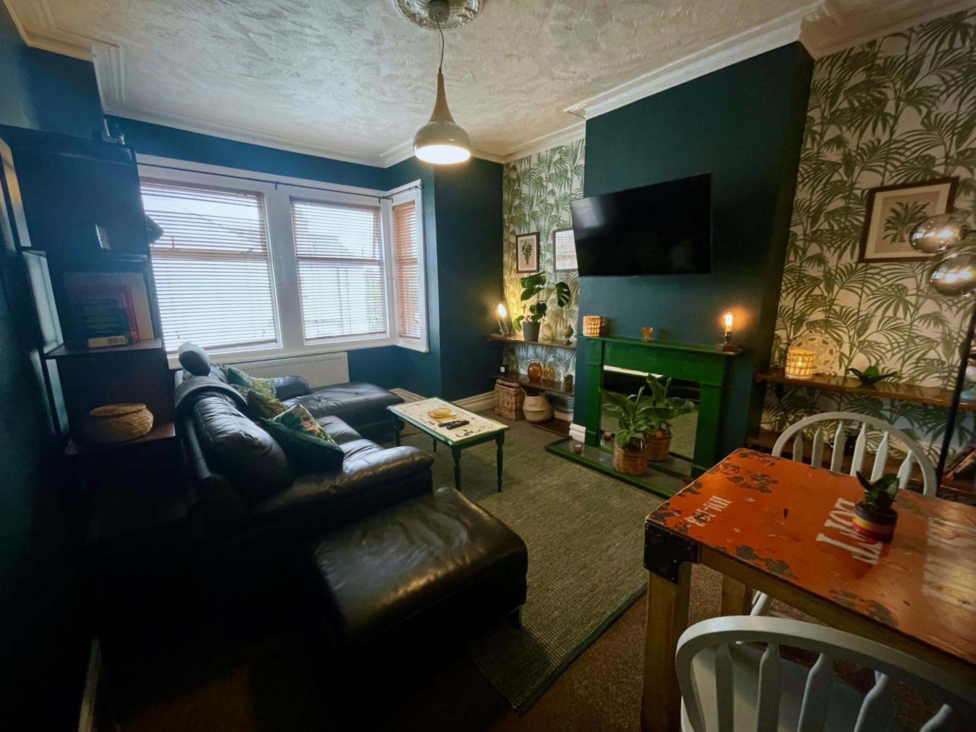 Stylish And Artistic Flat In Southend On Sea Apartment Ngoại thất bức ảnh