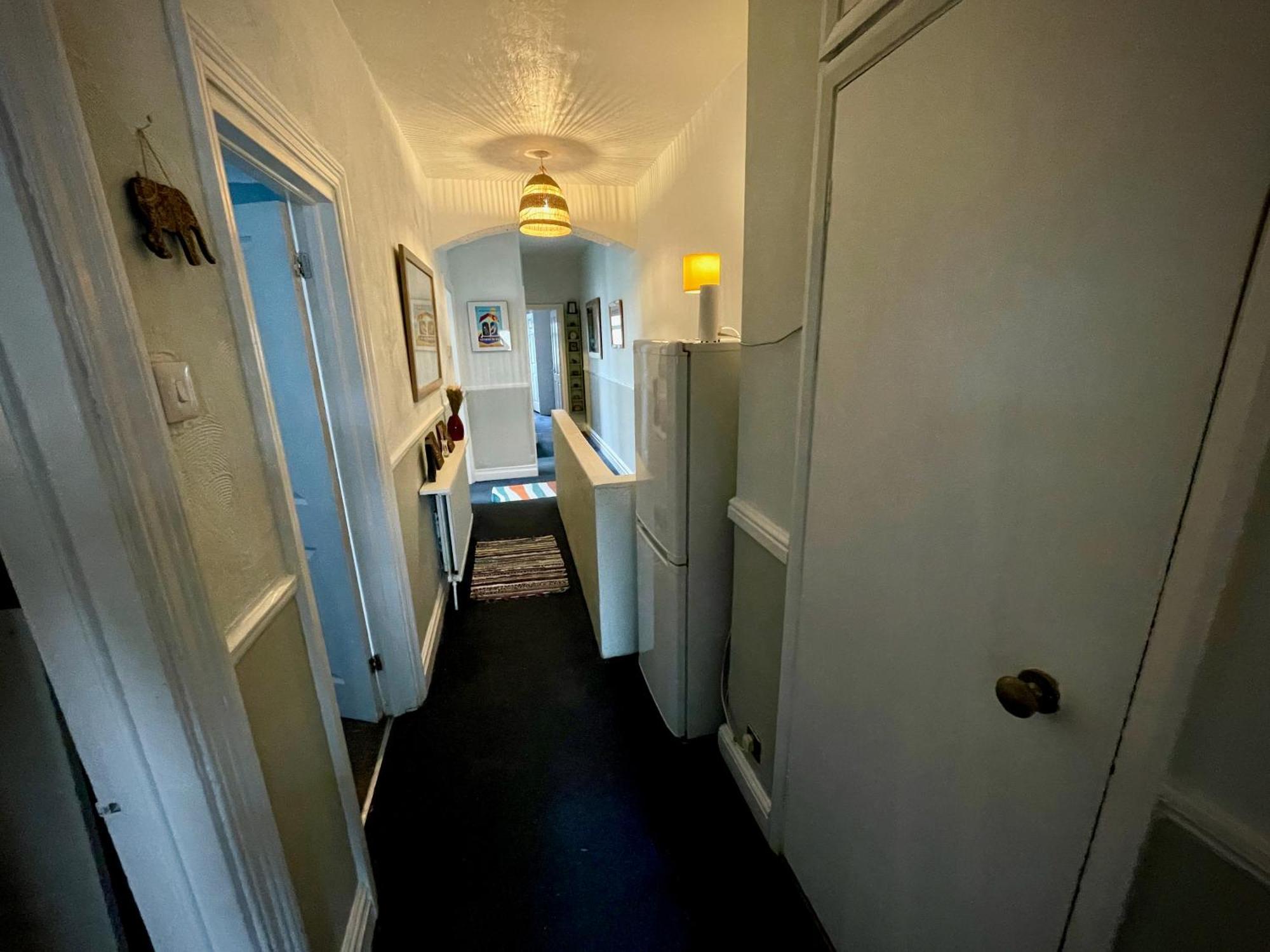 Stylish And Artistic Flat In Southend On Sea Apartment Ngoại thất bức ảnh