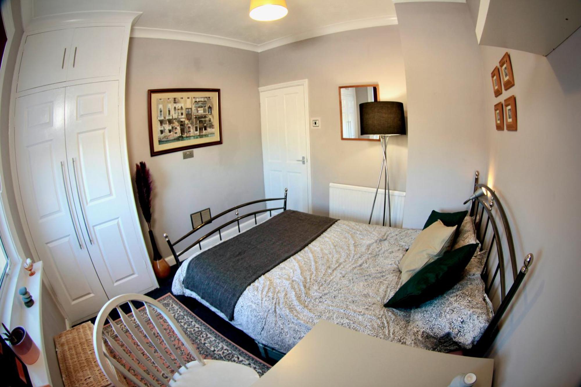Stylish And Artistic Flat In Southend On Sea Apartment Ngoại thất bức ảnh